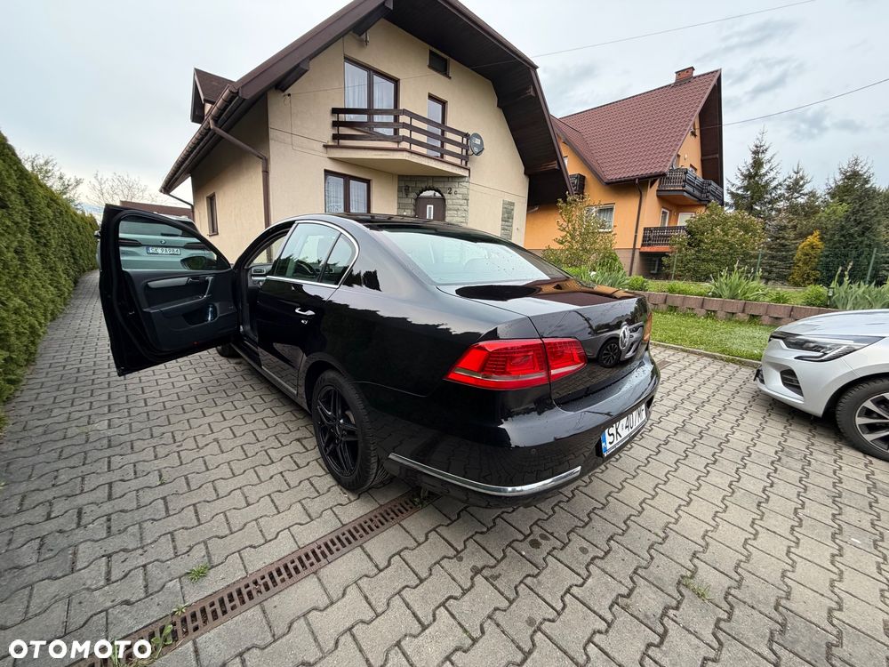 Volkswagen Passat 2.0 TDI Highline R-Style DSG - 10