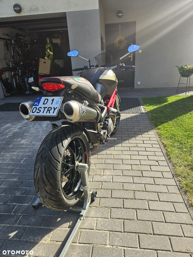 Ducati Monster - 18