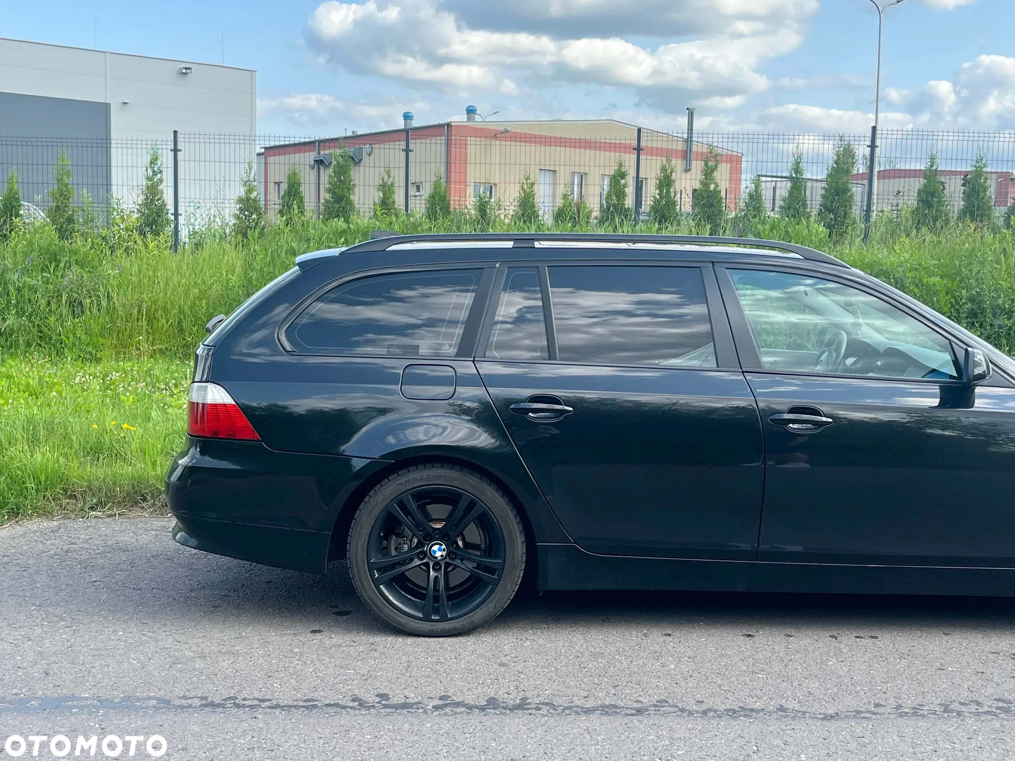 BMW Seria 5 525d - 12