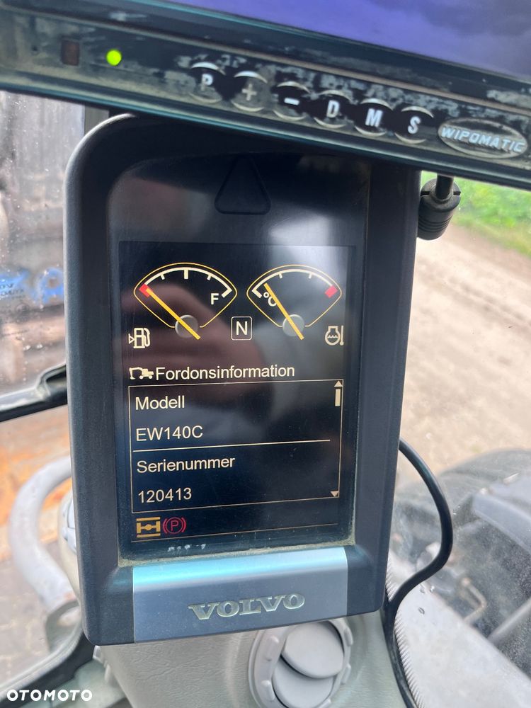 Volvo EW140C - 33