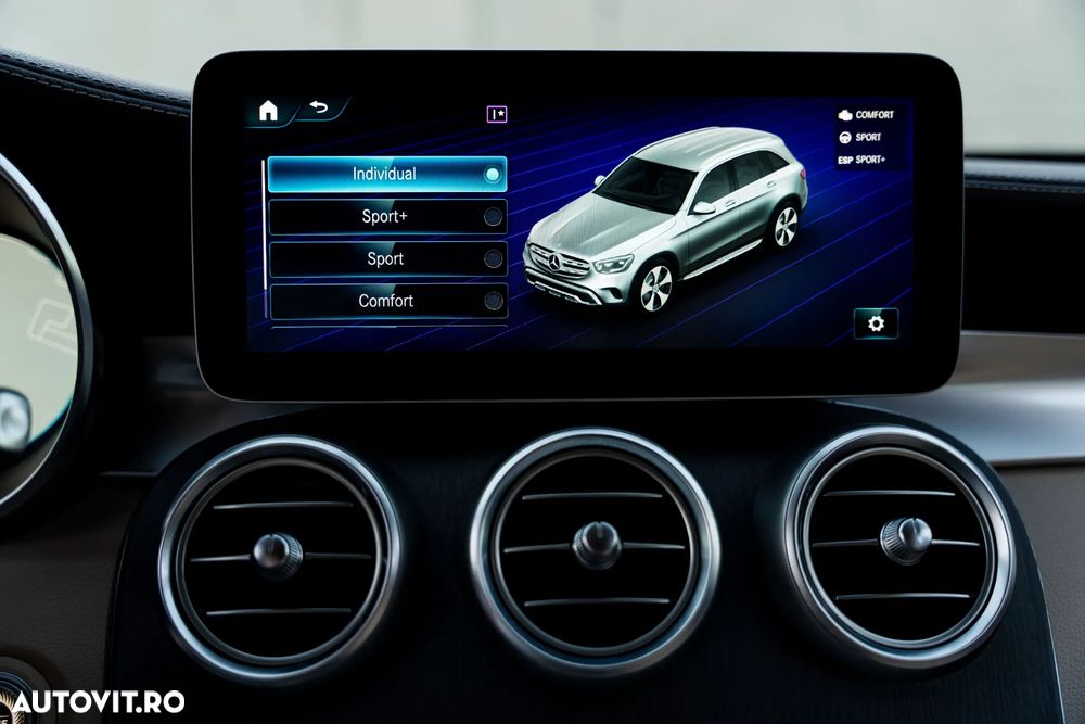 Mercedes-Benz GLC 300 d 4MATIC - 16