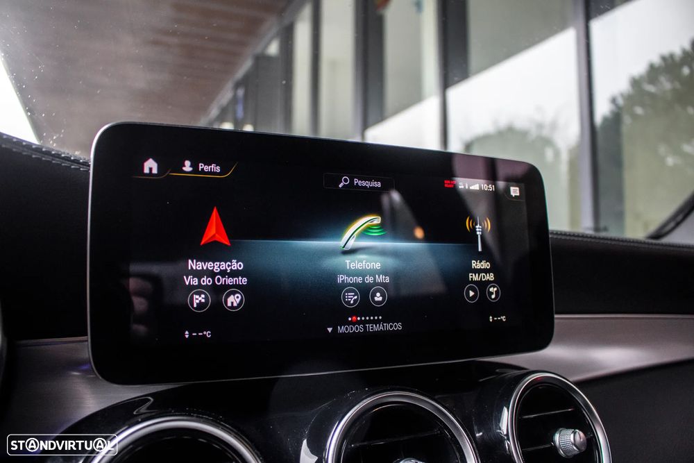 Mercedes-Benz GLC 300 e 4Matic 9G-TRONIC AMG Line - 39