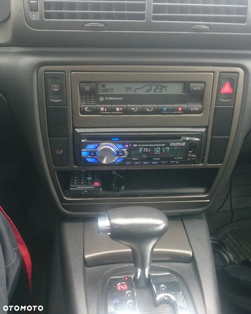 Volkswagen Passat 1.9 TDI Comfortline Tiptr - 8