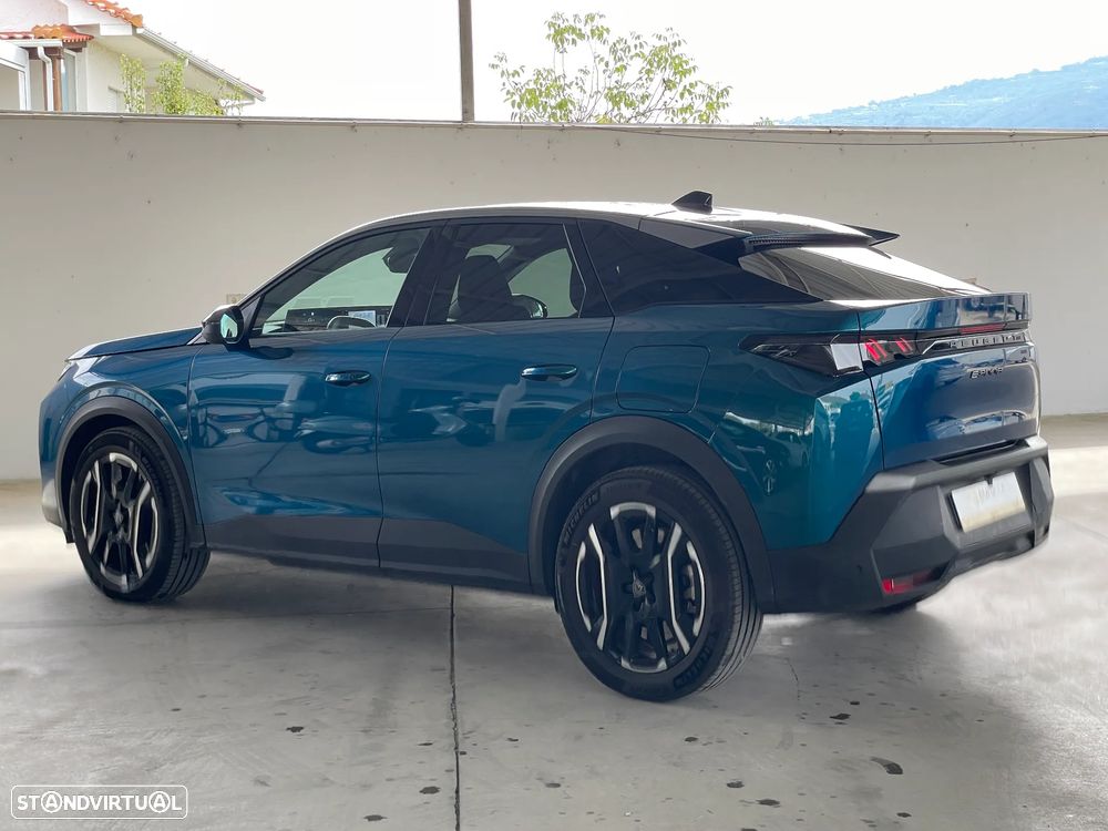 Peugeot e-3008 Allure — fotografia 3