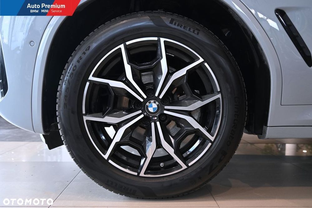 BMW X3 xDrive20i mHEV - 22
