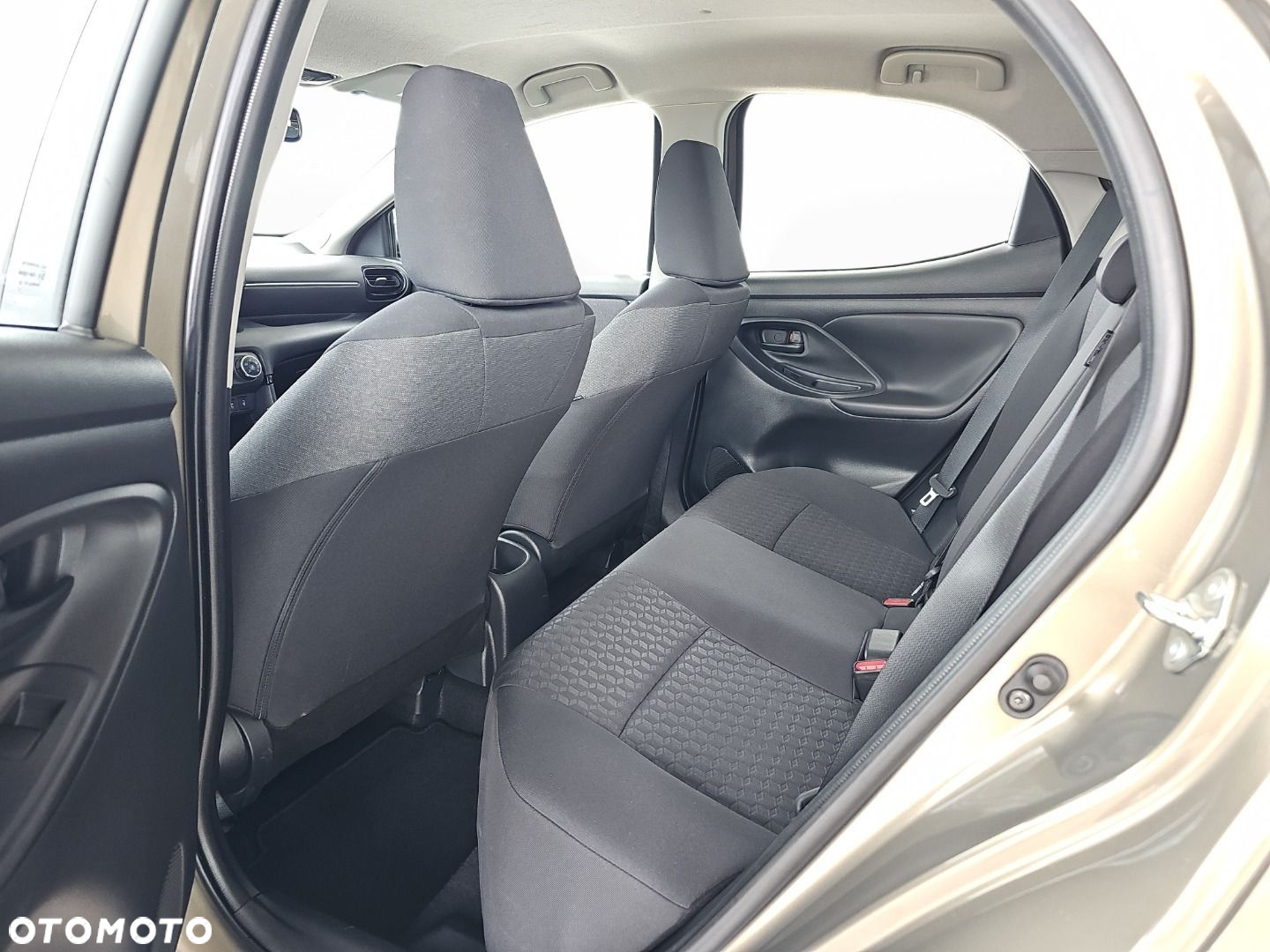 Toyota Yaris - 21