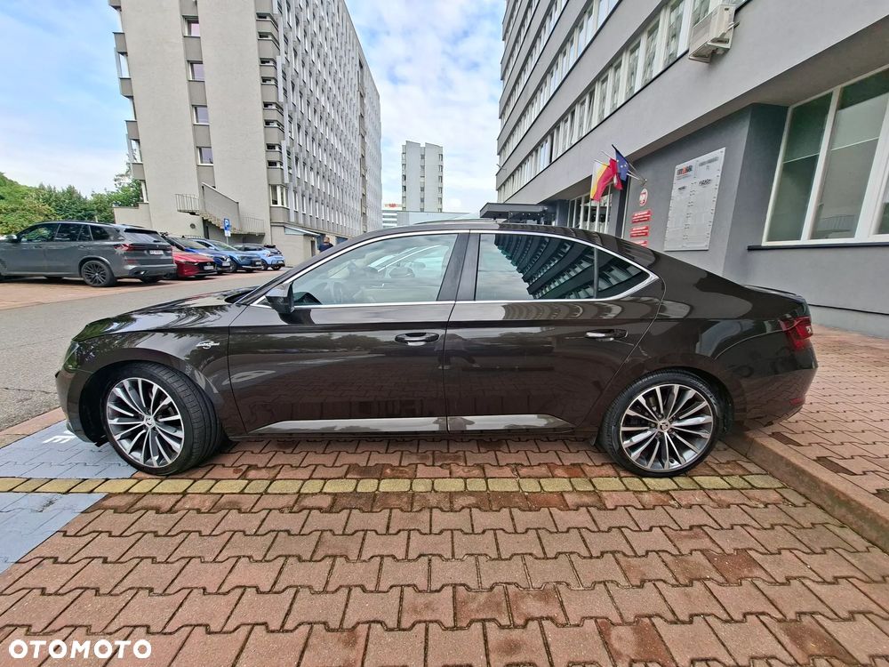Skoda Superb 2.0 TSI 4x4 L&K DSG - 4