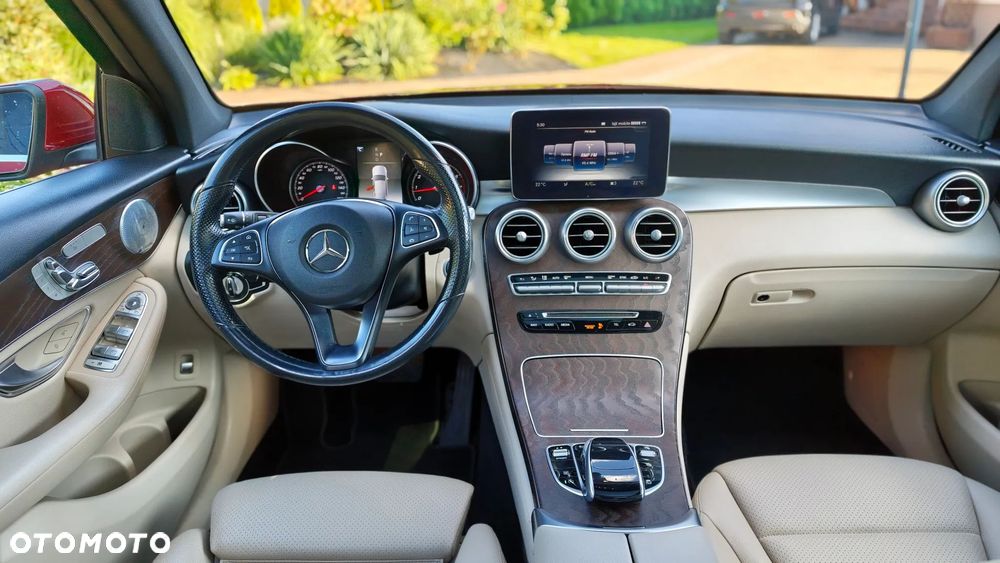 Mercedes-Benz GLC 300 4-Matic - 11