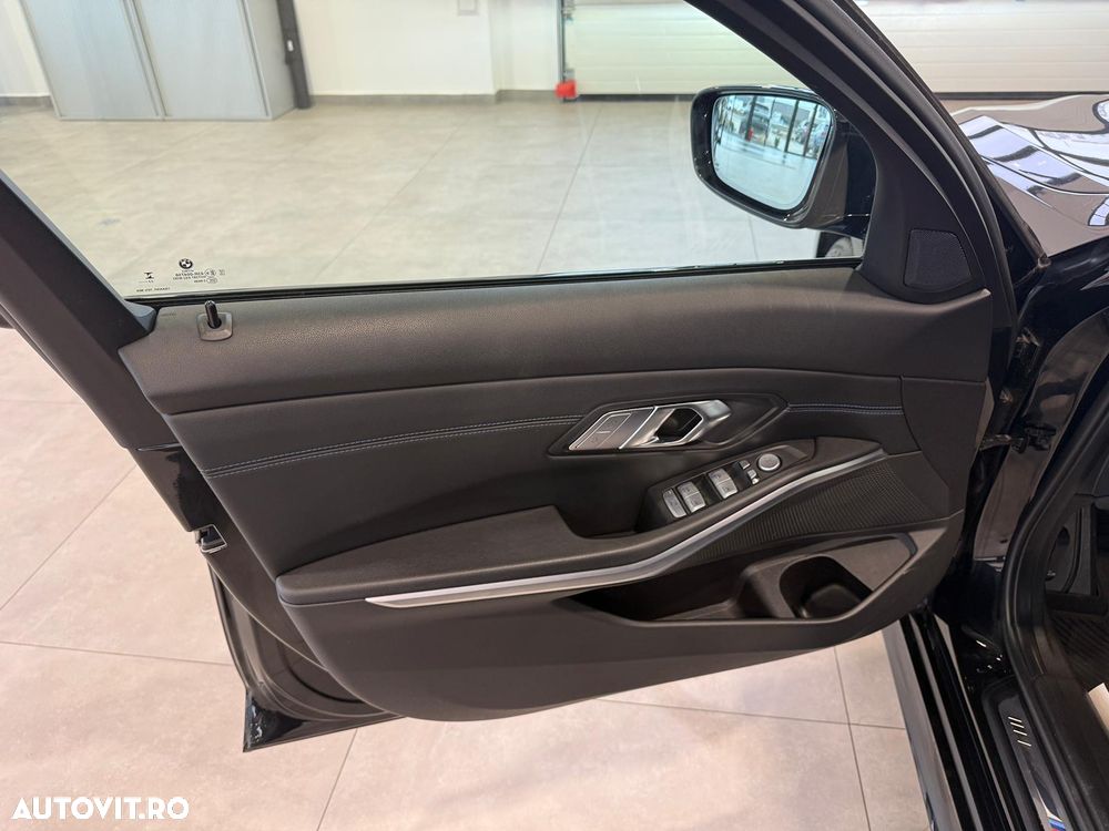 BMW Seria 3 320d Aut. xDrive M Sport - 15