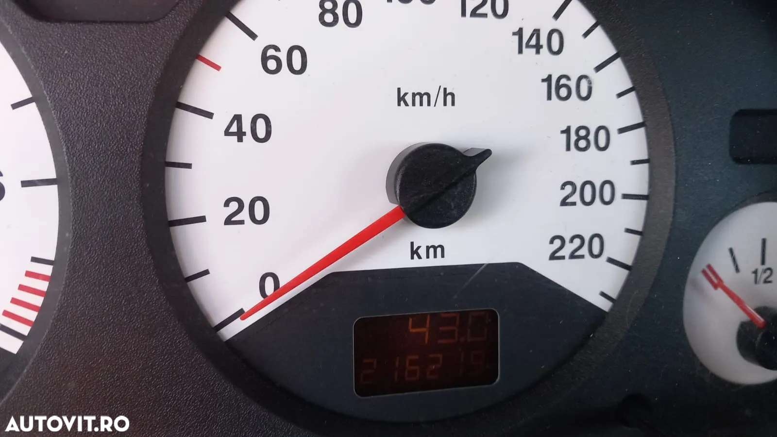 Opel Zafira 1.6 - 12