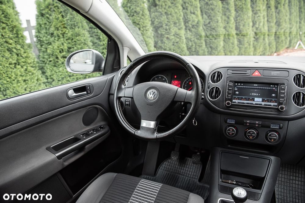 Volkswagen Golf Plus 1.6 Comfortline - 24