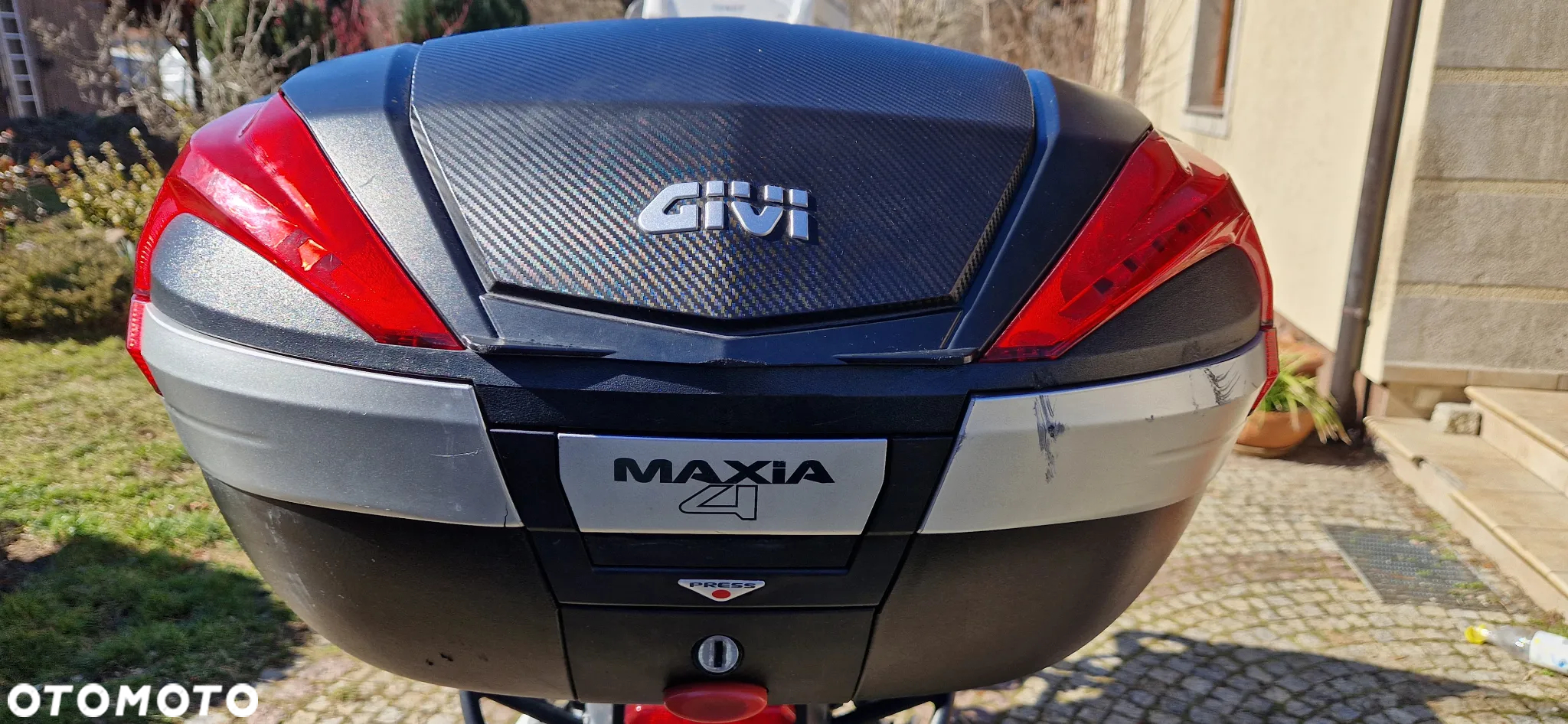 Honda VFR - 10