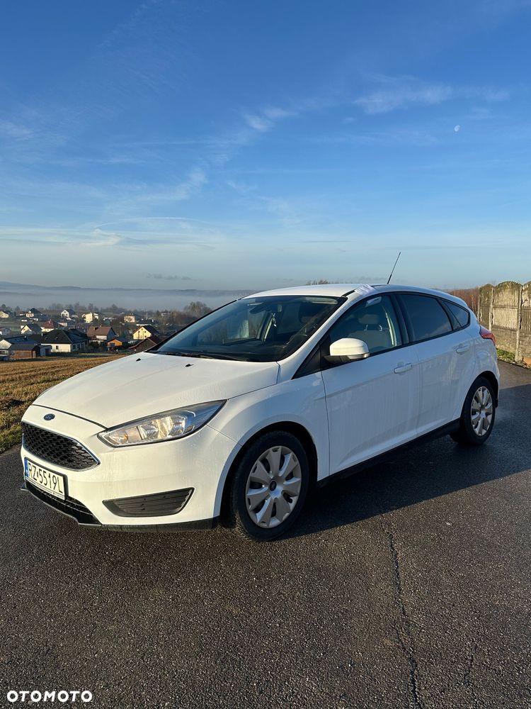 Ford Focus 1.0 EcoBoost Ambiente - 1