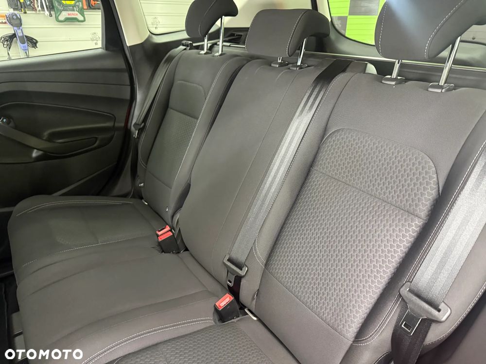 Ford Kuga - 6