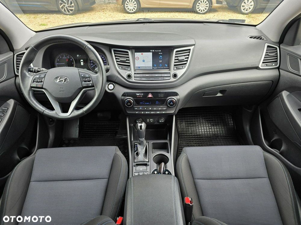 Hyundai Tucson - 8