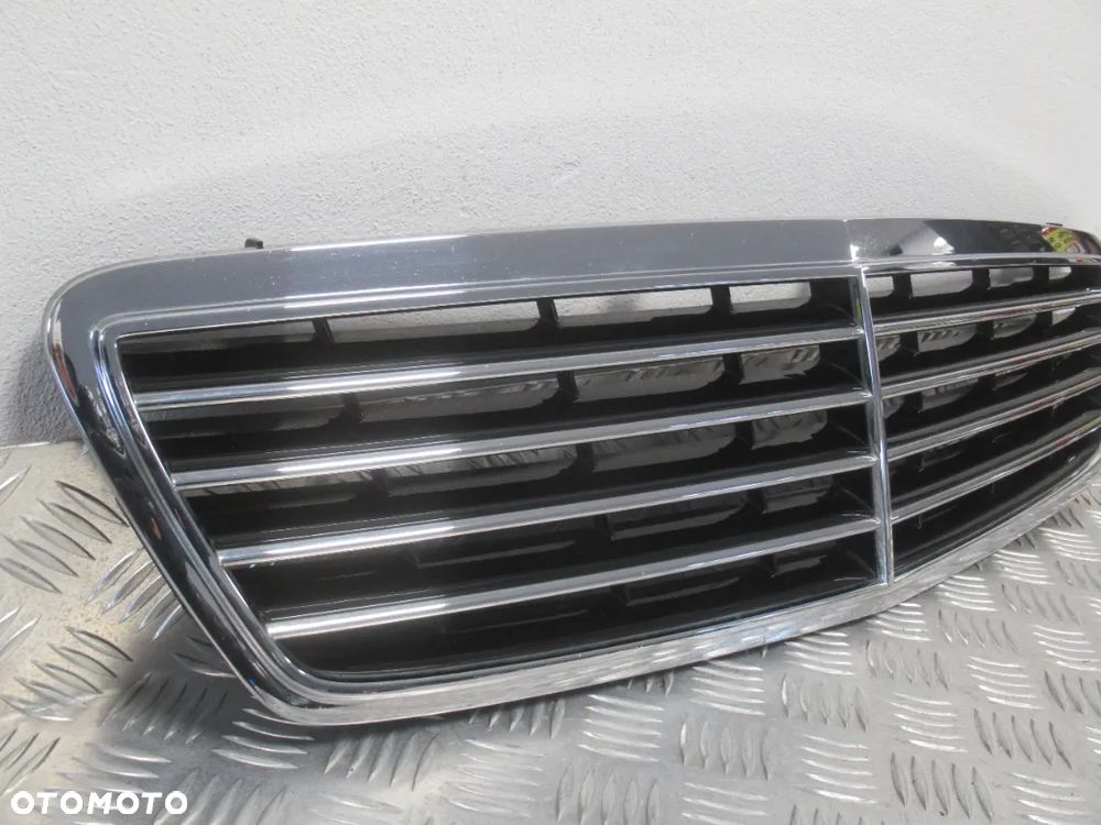 GRILL GRIL ATRAPA MERCEDES C-KLASA W203 2000-2004 - 4