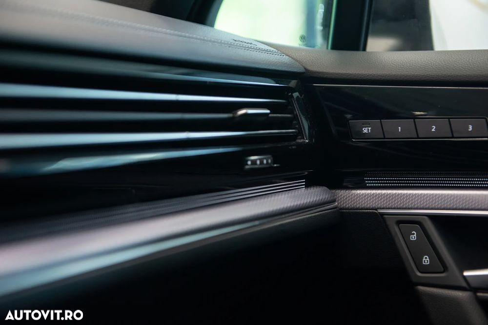 Volkswagen Touareg 3.0 V6 TDI 4Motion DPF Automatik R-Line - 33