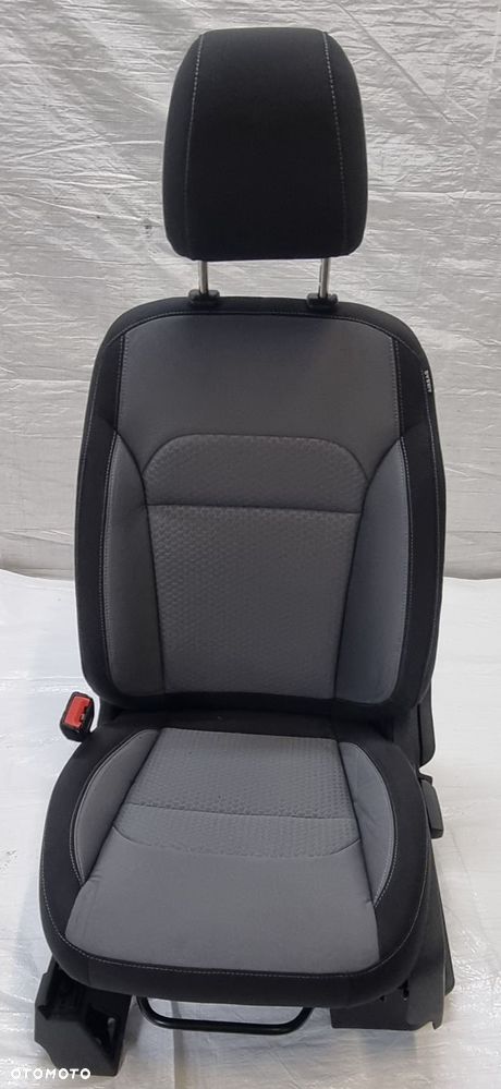 fotel lewy kierowcy Ford Kuga MK2 EUROPA - 1