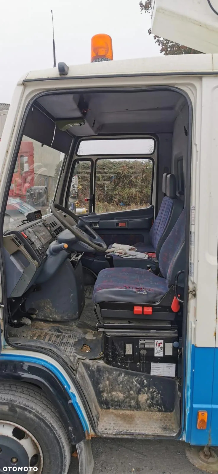 Mercedes-Benz VARIO 815D 17 M - 11