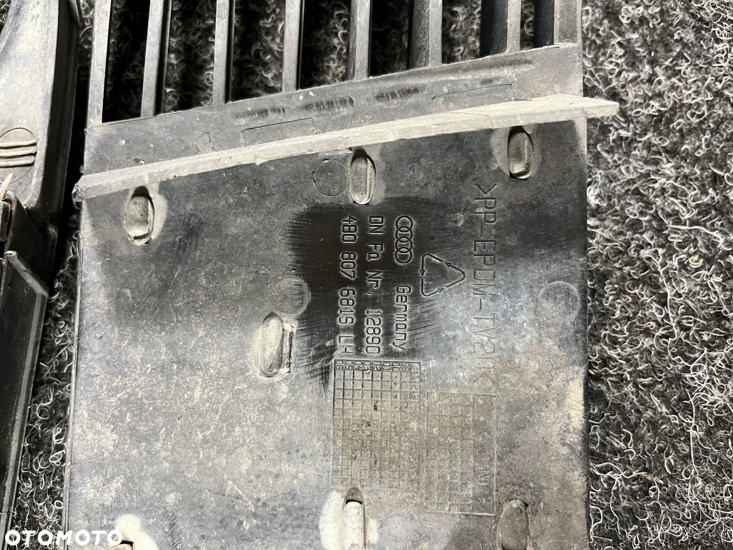audi a6 c5 kratka w zderzak przód lewa prawa komplet 4B0807682S 4B0807681S - 5