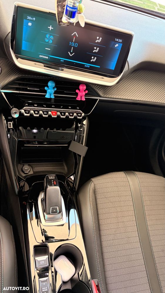 Peugeot 2008 1.5 BlueHDI STT EAT8 Allure - 17