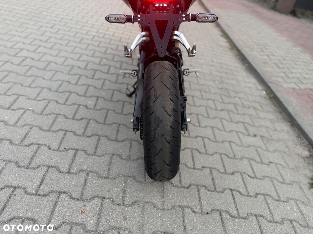 Honda CB - 18