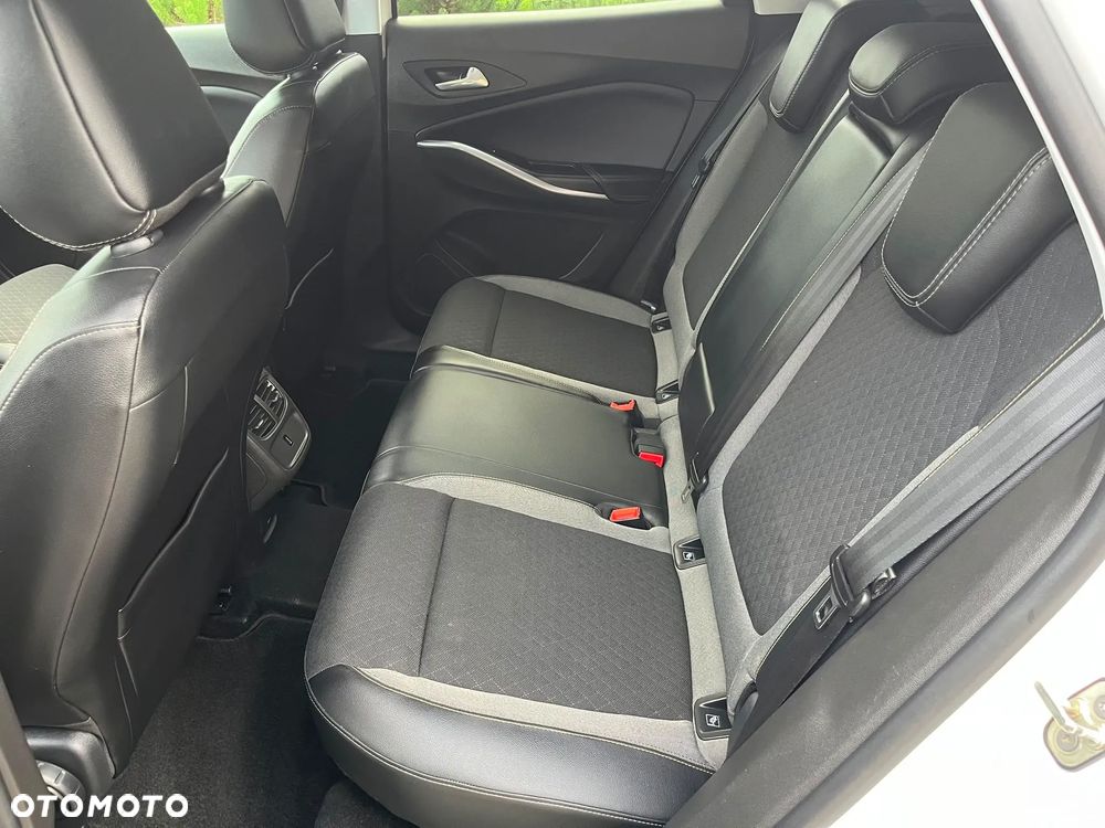 Opel Grandland X 1.2 Start/Stop Automatik INNOVATION - 28