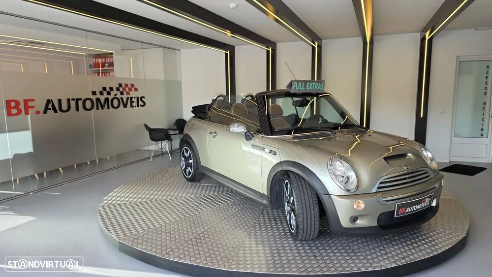 MINI Cabrio Cooper S Sidewalk - 5
