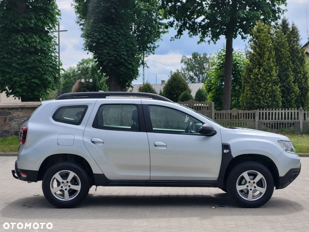 Dacia Duster 1.6 SCe Essential - 12