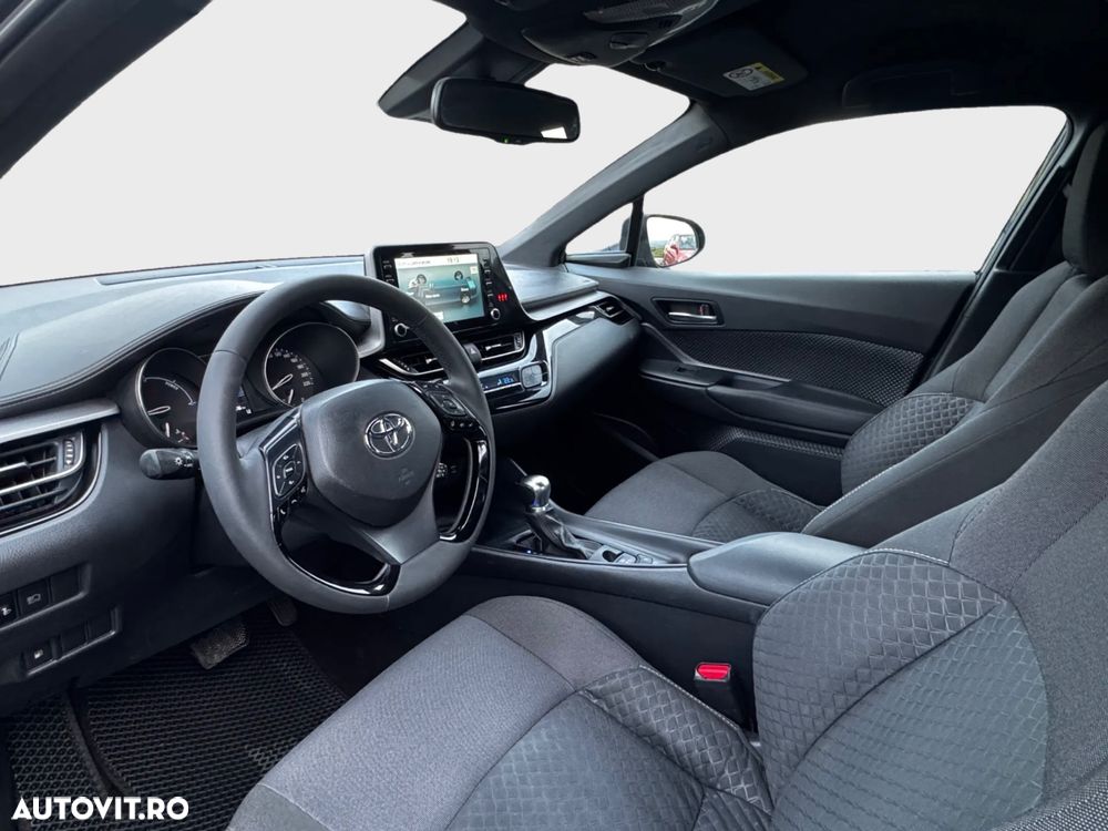 Toyota C-HR 1.8 HSD 4x2 CVT C-lassy LED - 13