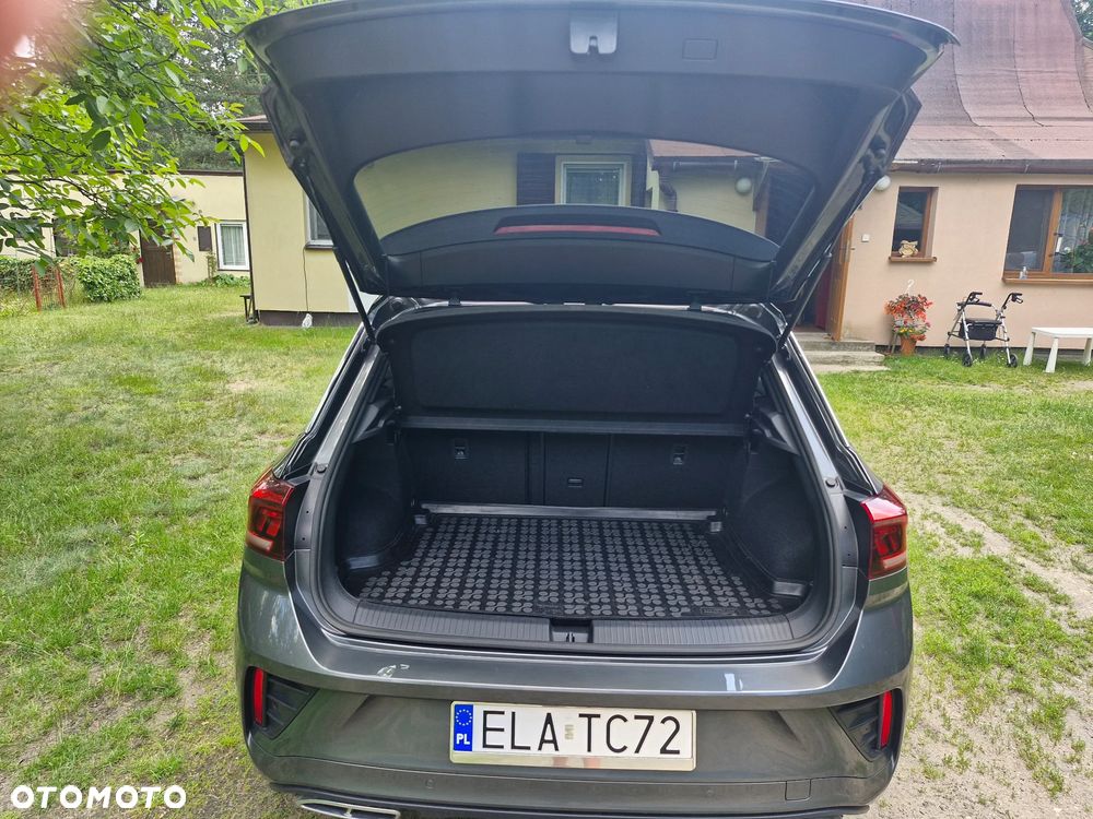 Volkswagen T-Roc - 12