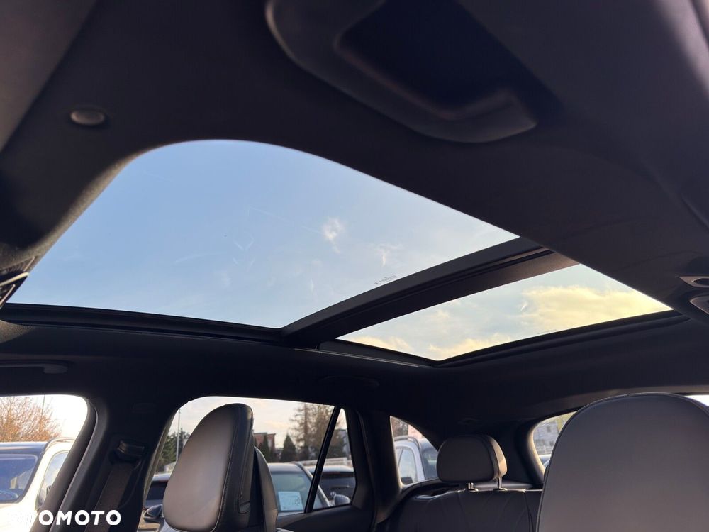 Mercedes-Benz GLC - 14