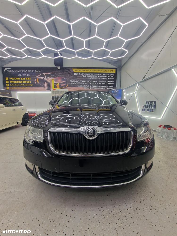 Skoda Superb 2.0 TDI Ambition DSG - 10