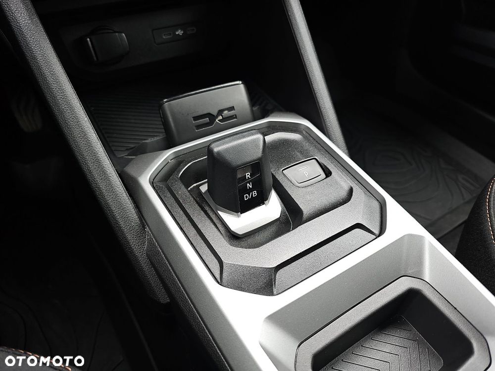 Dacia Duster 1.6 Full Hybrid 140 Extreme MMT - 33