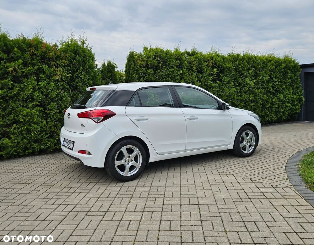 Hyundai i20 1.2 Select - 12