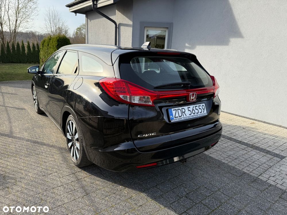 Honda Civic 1.6 i-DTEC Executive Navi - 3