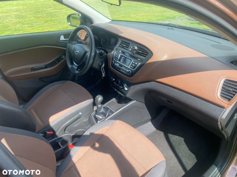 Hyundai i20 1.2 BlueDrive Classic + - 12