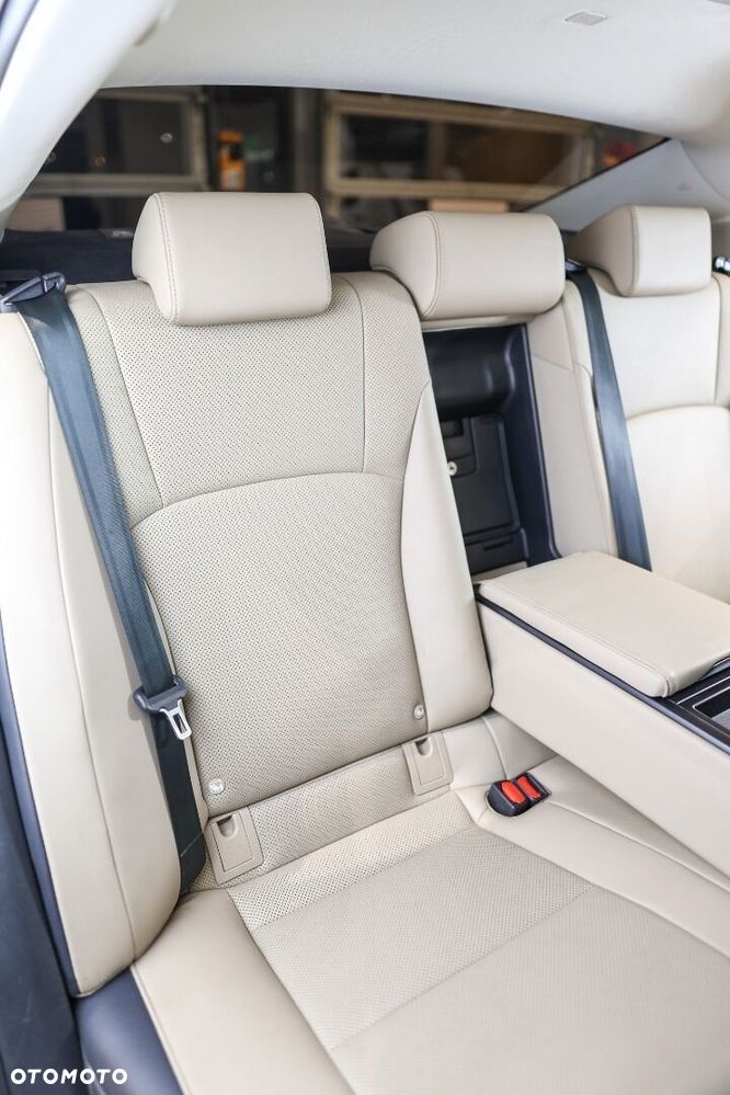 Lexus ES - 18