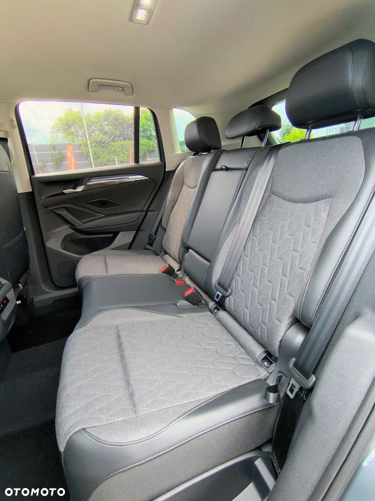 Volkswagen Tiguan 1.5 eTSI Life Plus DSG - 27