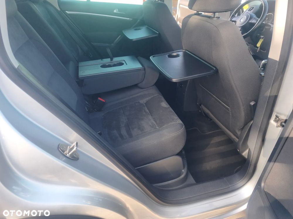Volkswagen Tiguan - 6