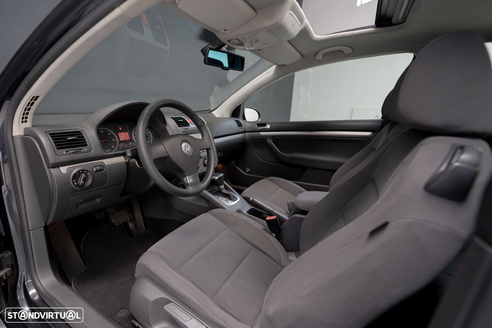 VW Golf 1.9 TDi GT Sport DSG - 23