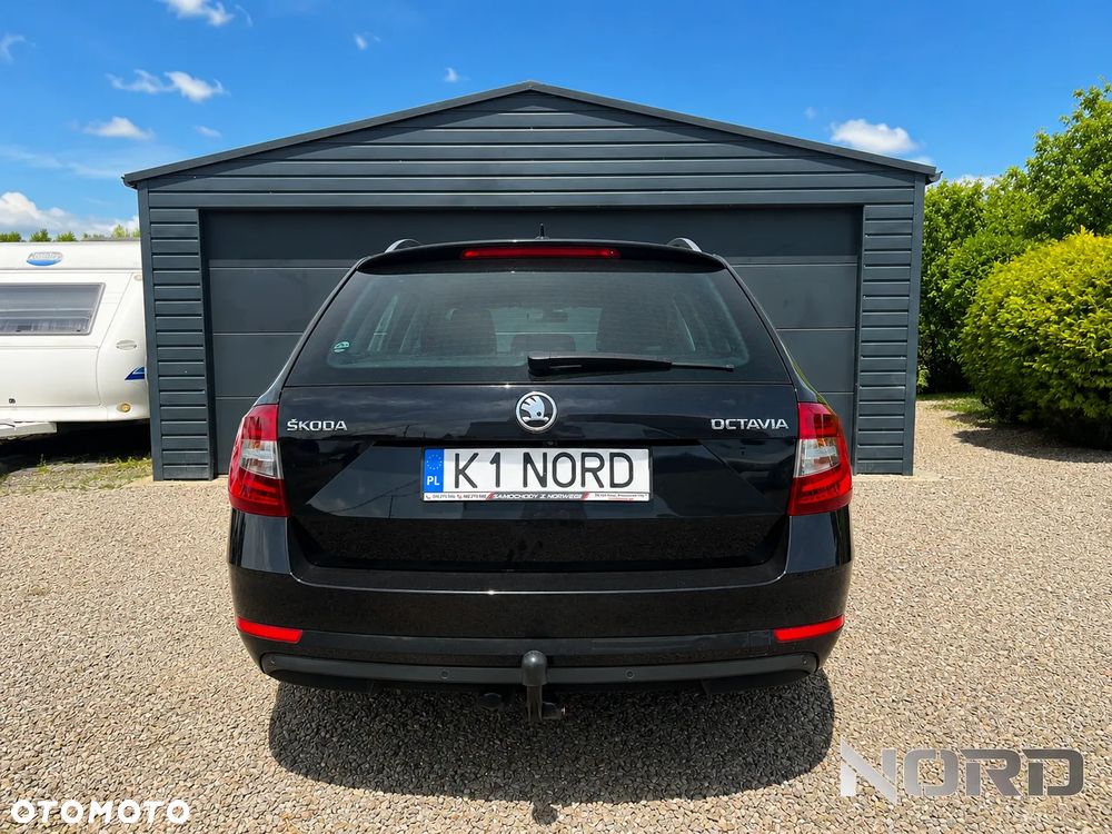 Skoda Octavia 1.8 TSI DSG Style - 9