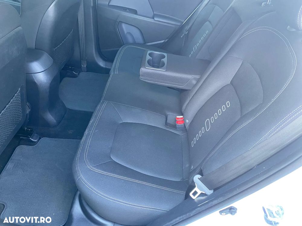 Kia Sportage - 6