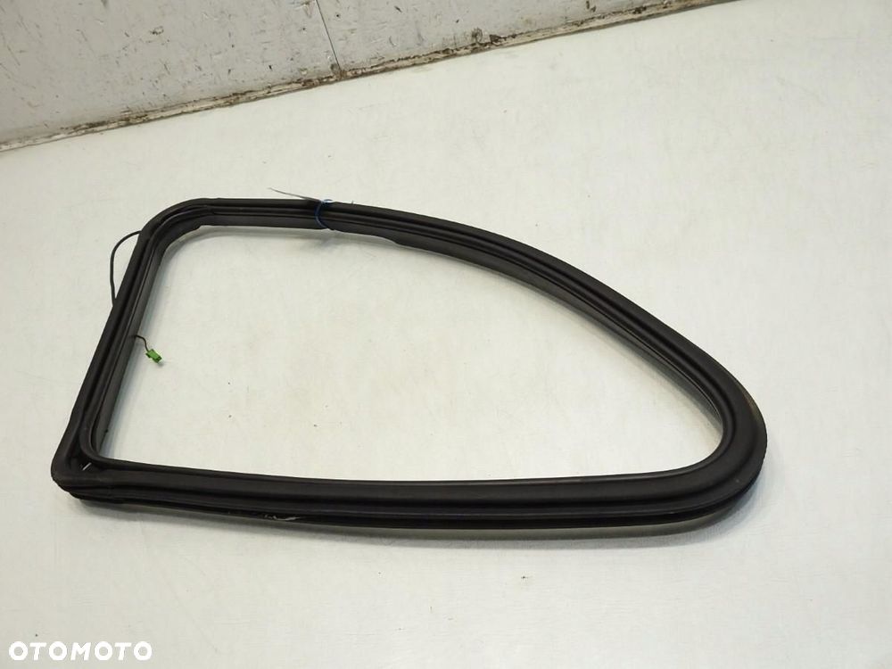USZCZELKA SZYBY KAROSERYJNEJ PRAWY TYŁ MERCEDES R W251 A2517680024 - 8