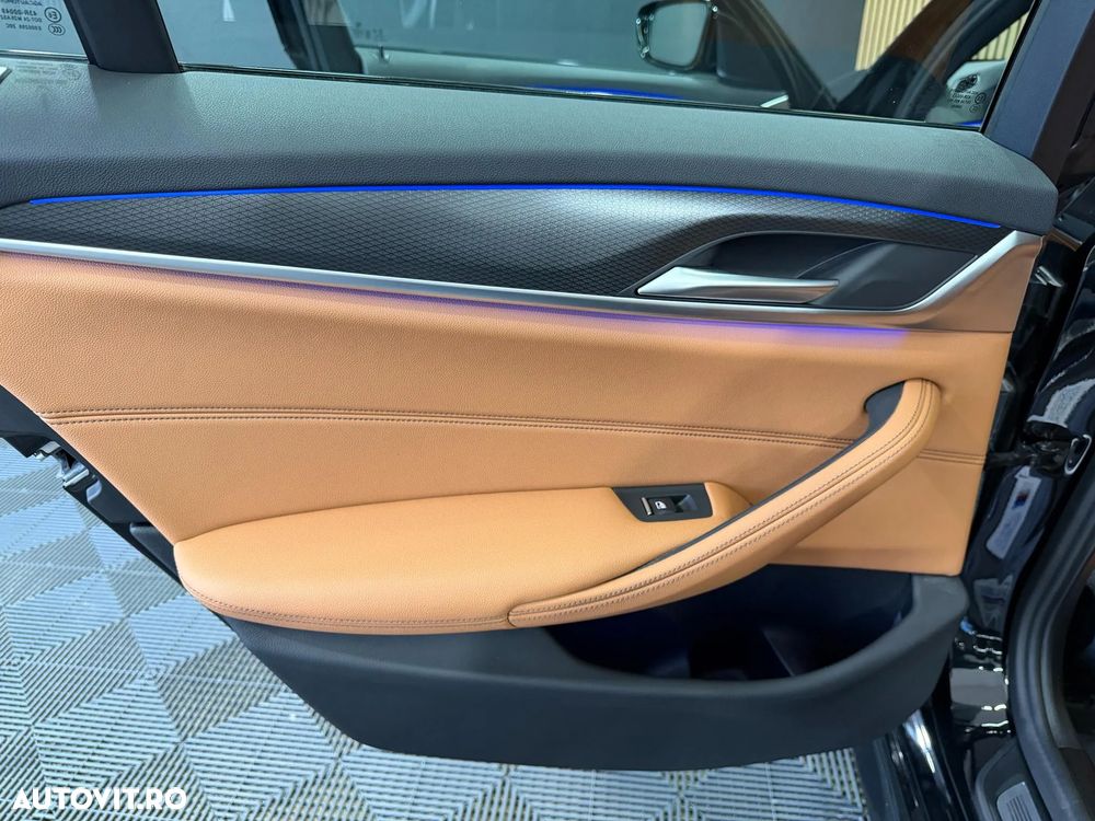 BMW Seria 5 530i Aut. - 32