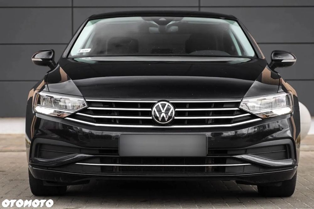 Volkswagen Passat - 3