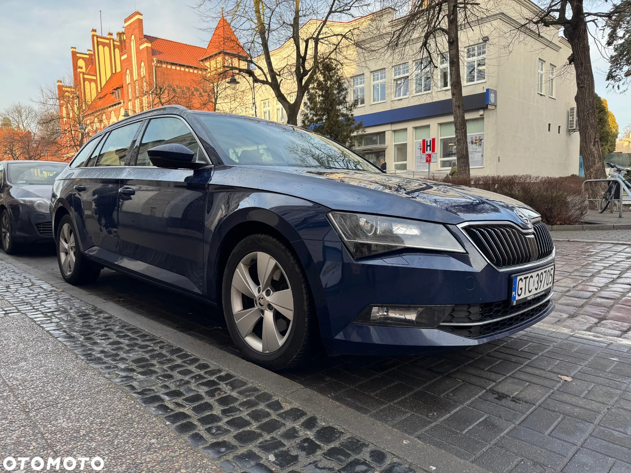 Skoda Superb 2.0 TDI Ambition - 3