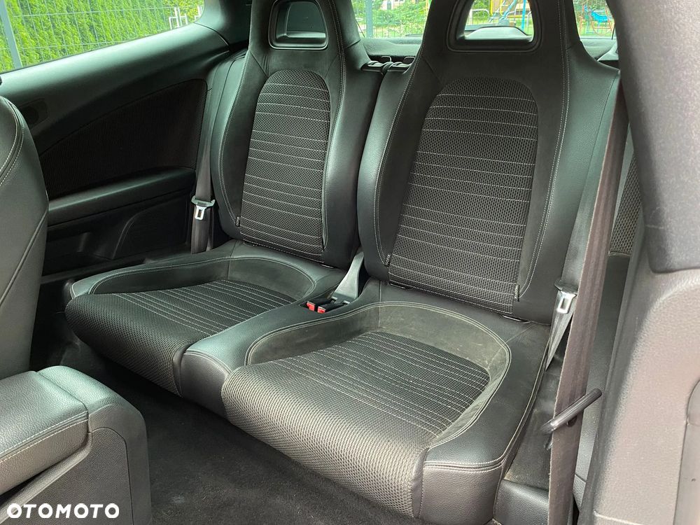 Volkswagen Scirocco 1.4 TSI BlueMotion Technology Million - 25