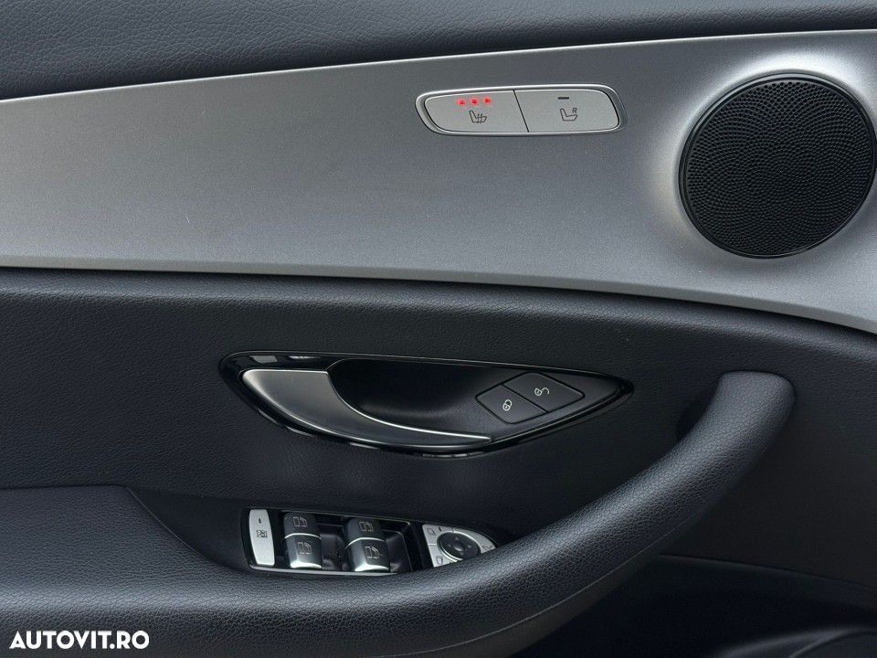 Mercedes-Benz E - 28