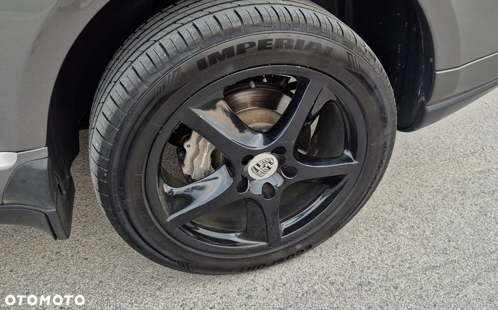 Porsche Cayenne - 23